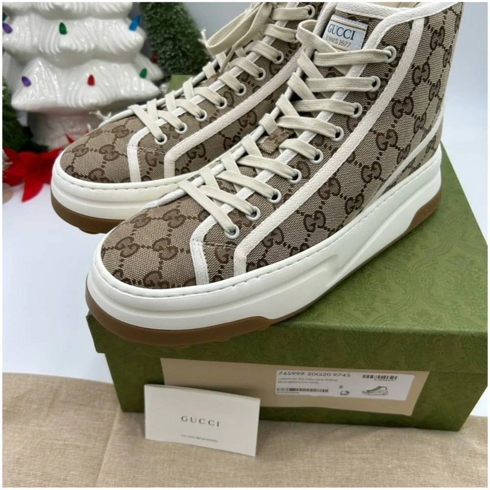 Gucci interlocking G high top sneakers size 8, made in Italy
